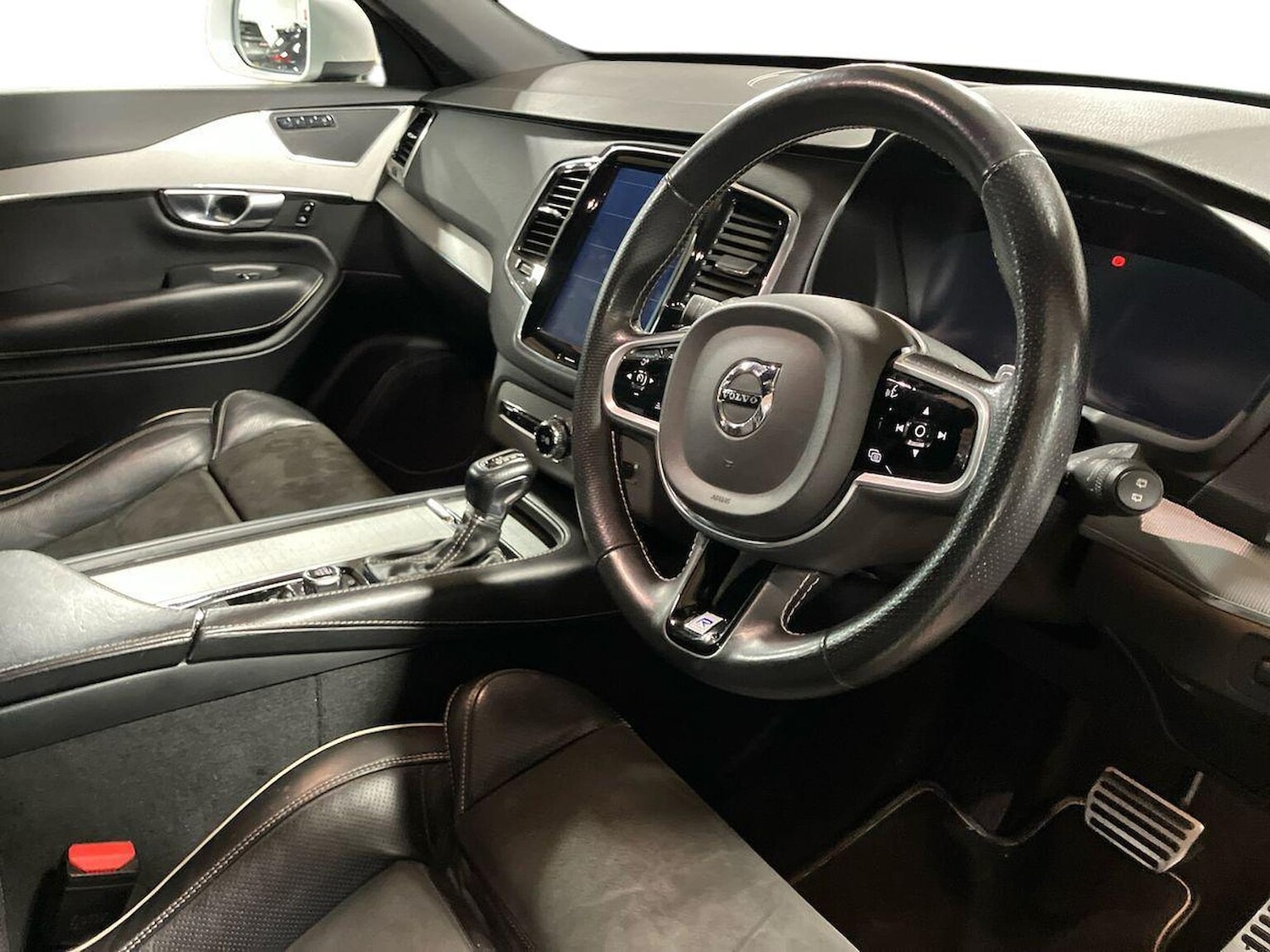 Used Volvo XC90 2018 for sale - 77701344: Photo 15