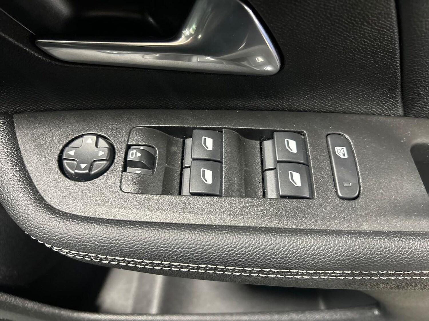 Used Vauxhall Mokka 2023 for sale - 76807469: Photo 21