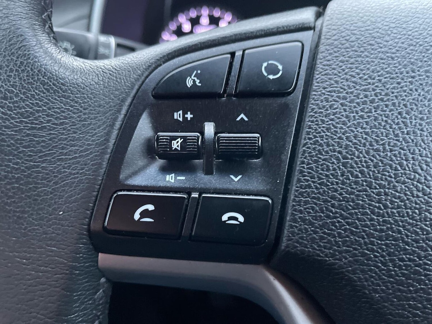 Used Hyundai TUCSON 2018 for sale - 76547730: Photo 24