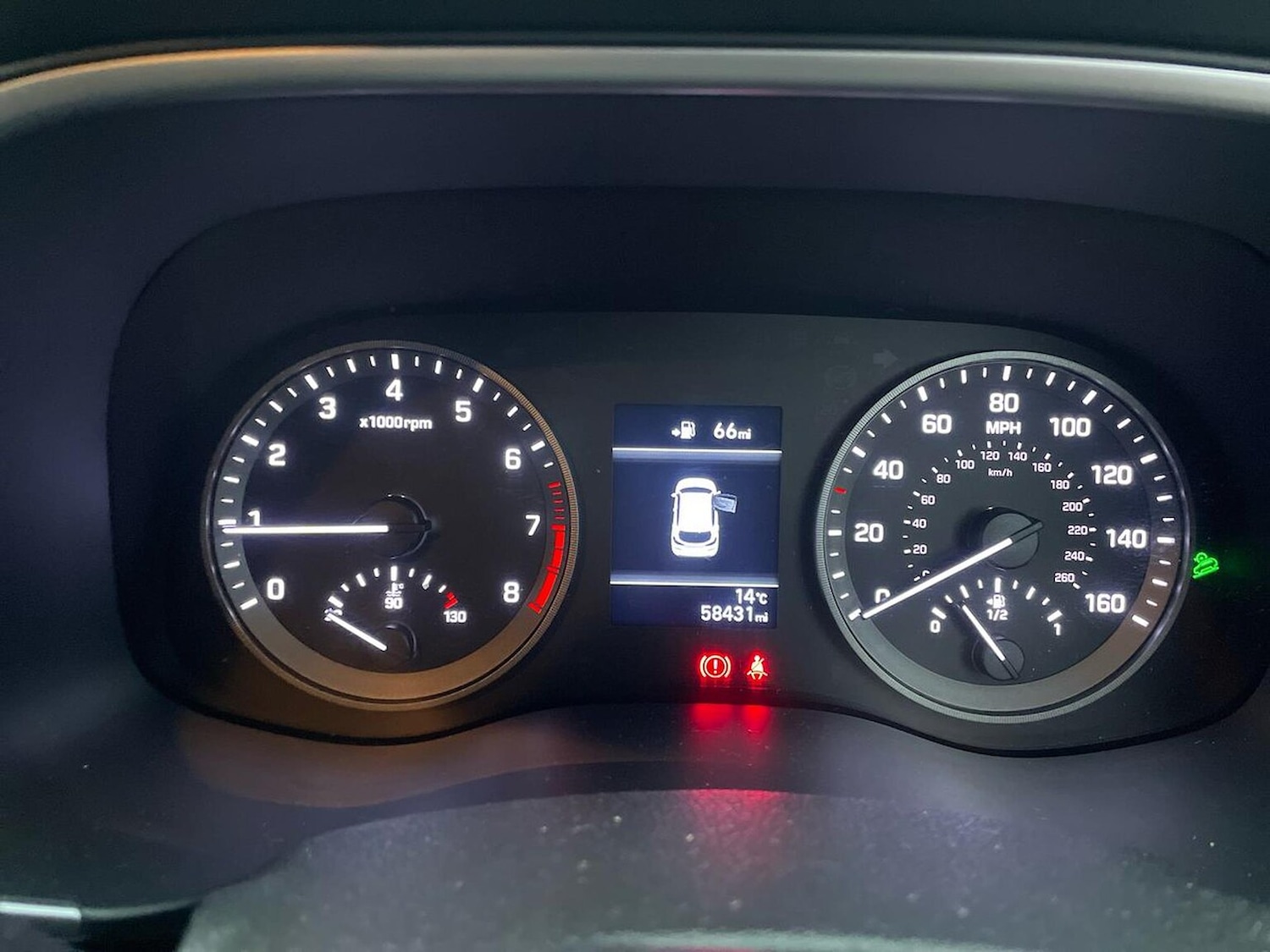 Used Hyundai TUCSON 2018 for sale - 76547730: Photo 9