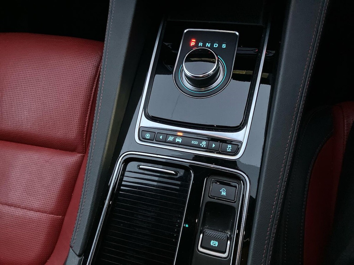 Used Jaguar F-Pace 2019 for sale - 76627941: Photo 12