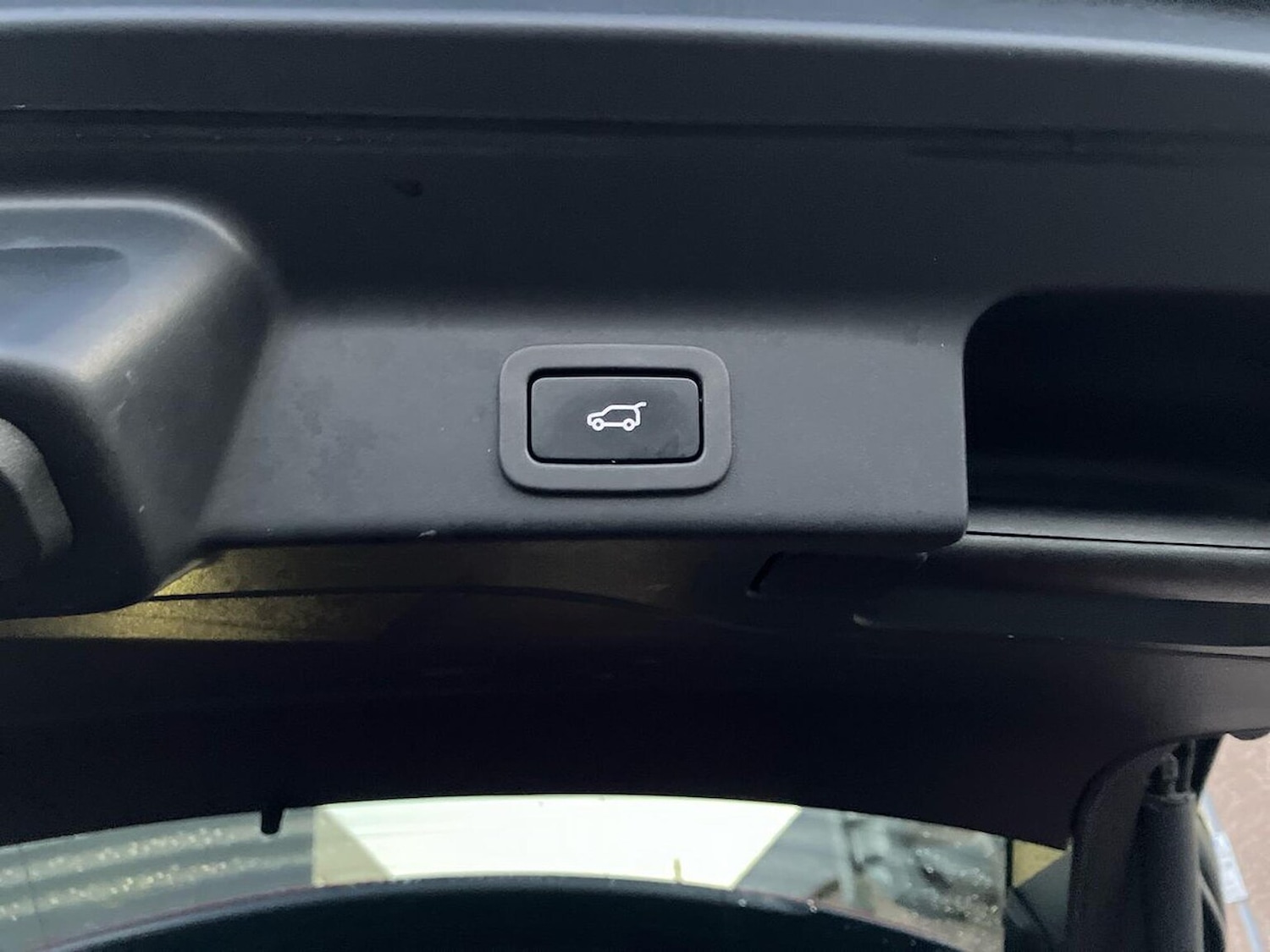 Used Jaguar F-Pace 2019 for sale - 76627941: Photo 32