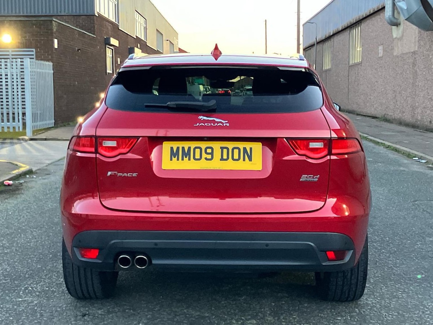 Used Jaguar F-Pace 2019 for sale - 76627941: Photo 4