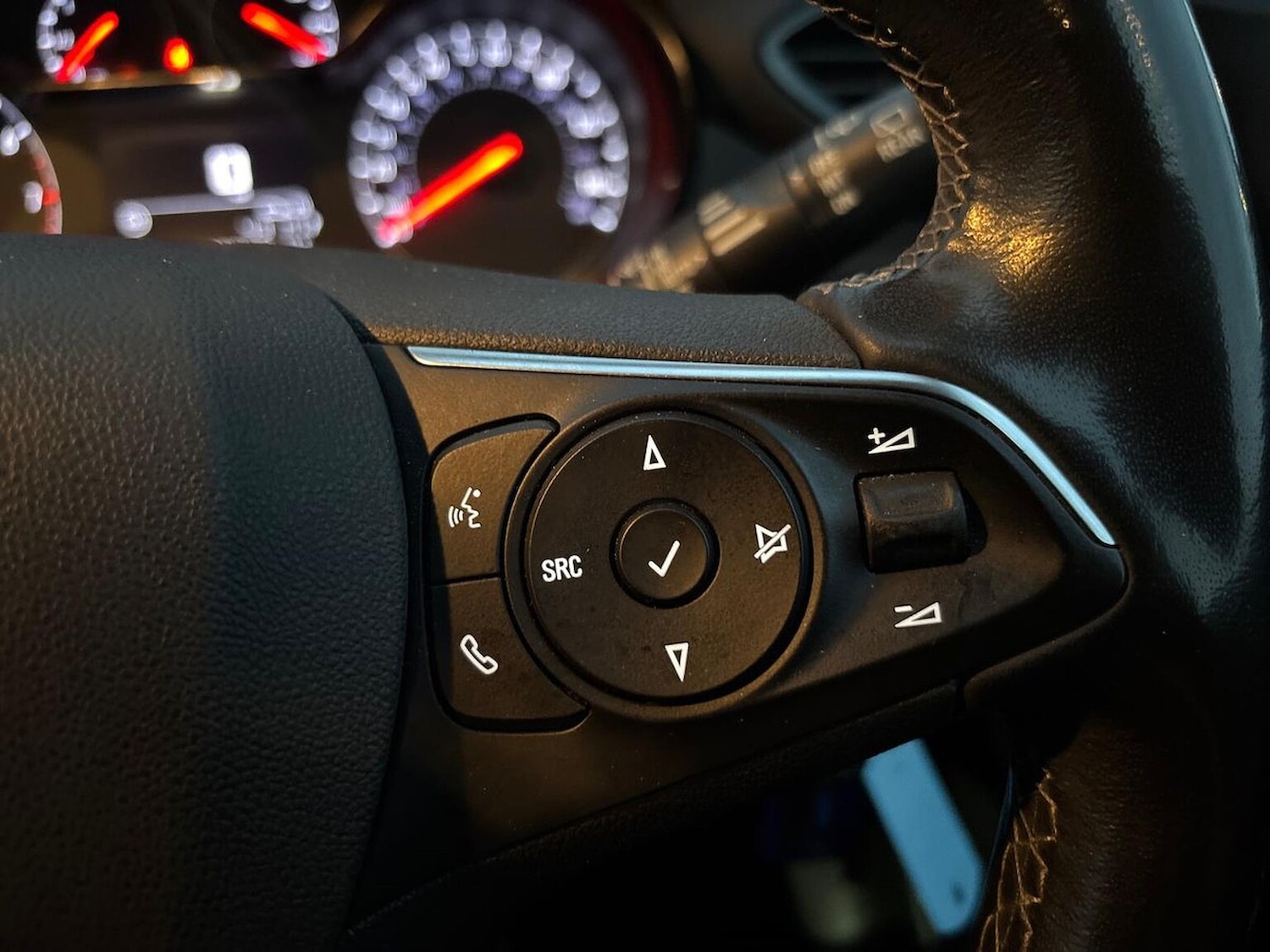 Used Vauxhall Crossland 2021 for sale - 76455310: Photo 21