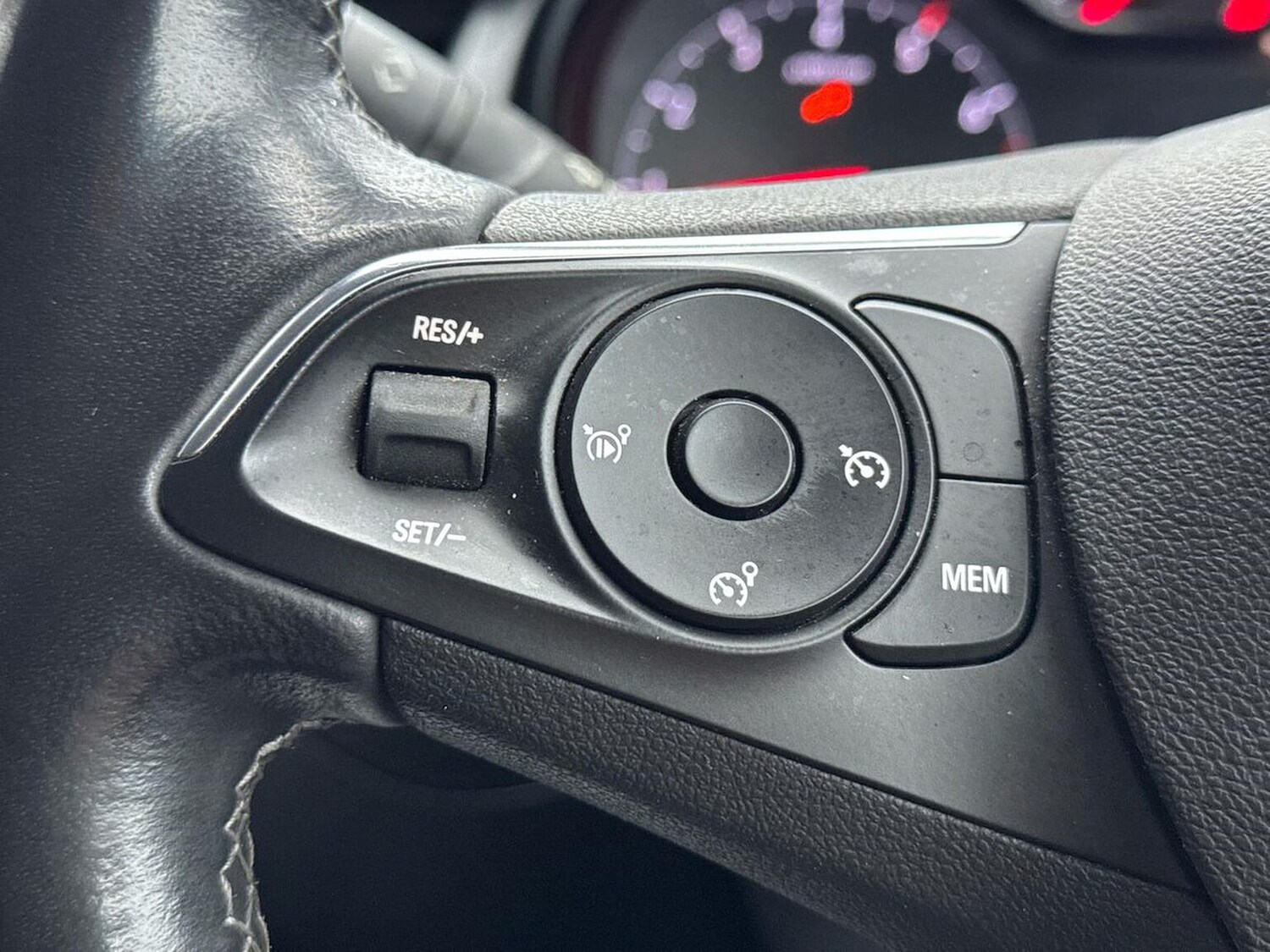 Used Vauxhall Crossland 2021 for sale - 76455310: Photo 24