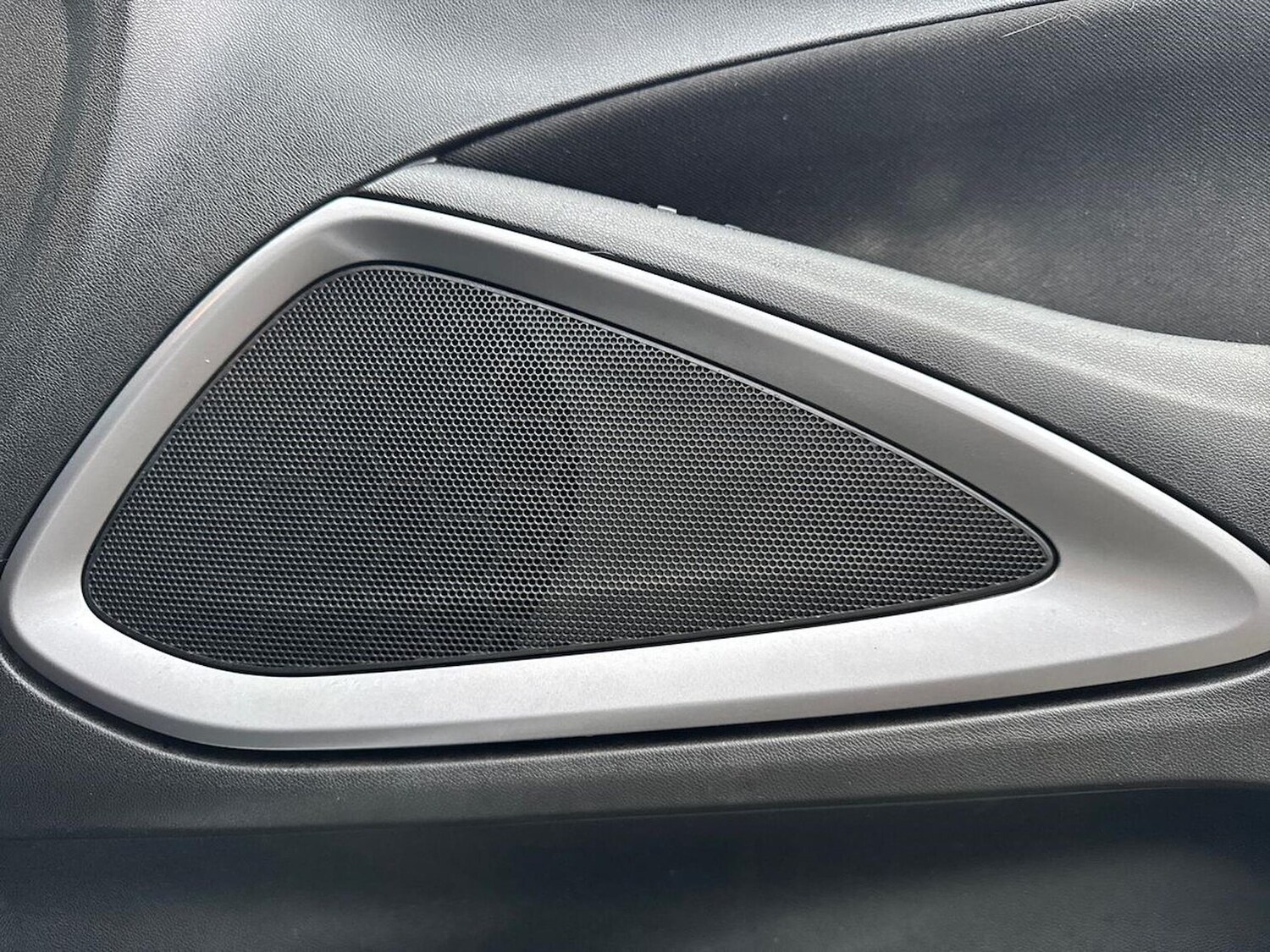 Used Vauxhall Crossland 2021 for sale - 76455310: Photo 28