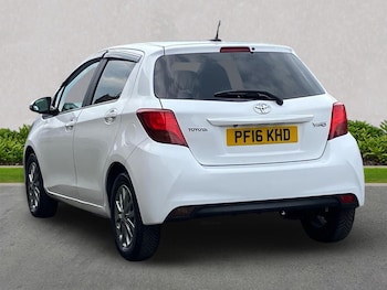 Used Toyota Yaris 2016 for sale - 78526626: Photo