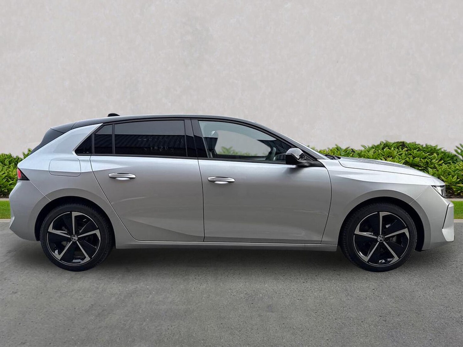 Used Vauxhall Astra 2025 for sale - 76719327: Photo 3