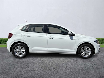 Used Volkswagen Polo 2019 for sale - 79491002: Photo