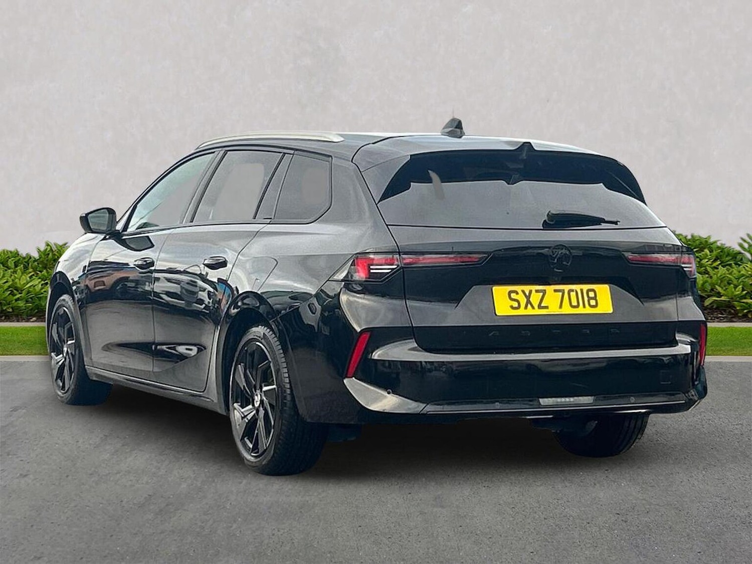 Used Vauxhall Astra 2023 for sale - 76748410: Photo 2