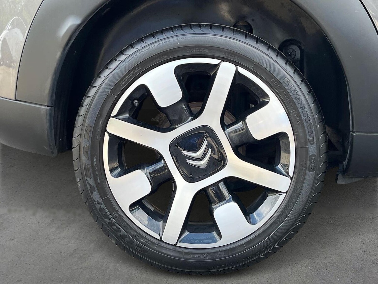 Used Citroen C4 Cactus 2020 for sale - 76127177: Photo 6