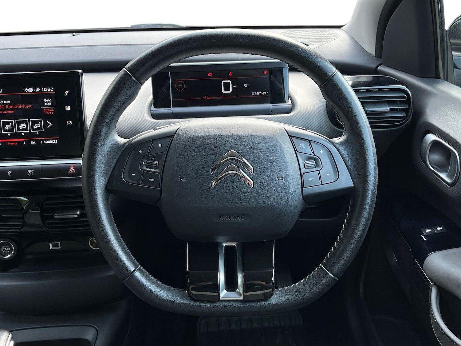Used Citroen C4 Cactus 2020 for sale - 76127177: Photo 9