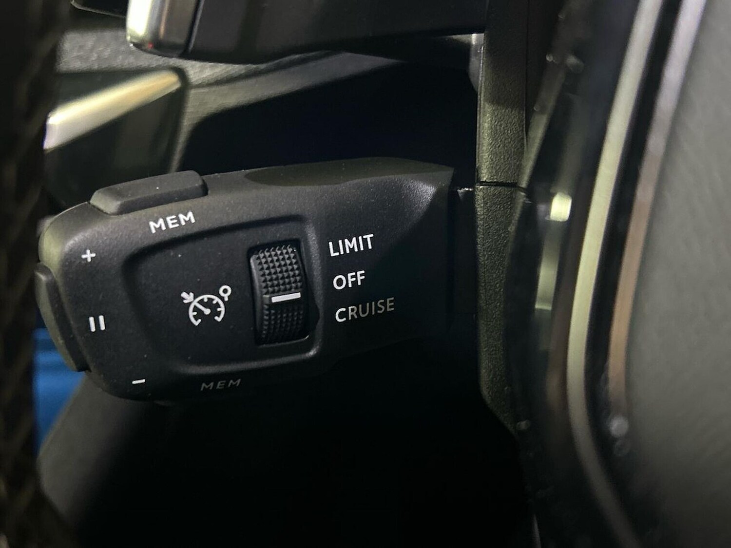 Used Peugeot 3008 2023 for sale - 78196404: Photo 30