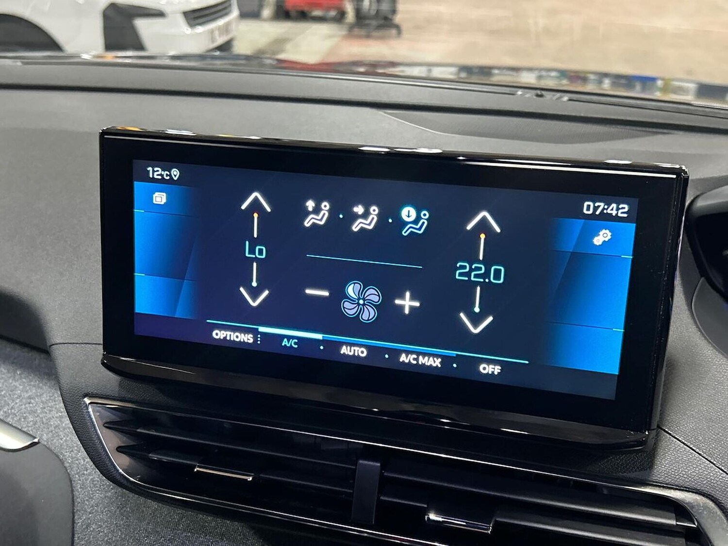 Used Peugeot 3008 2023 for sale - 78196404: Photo 33