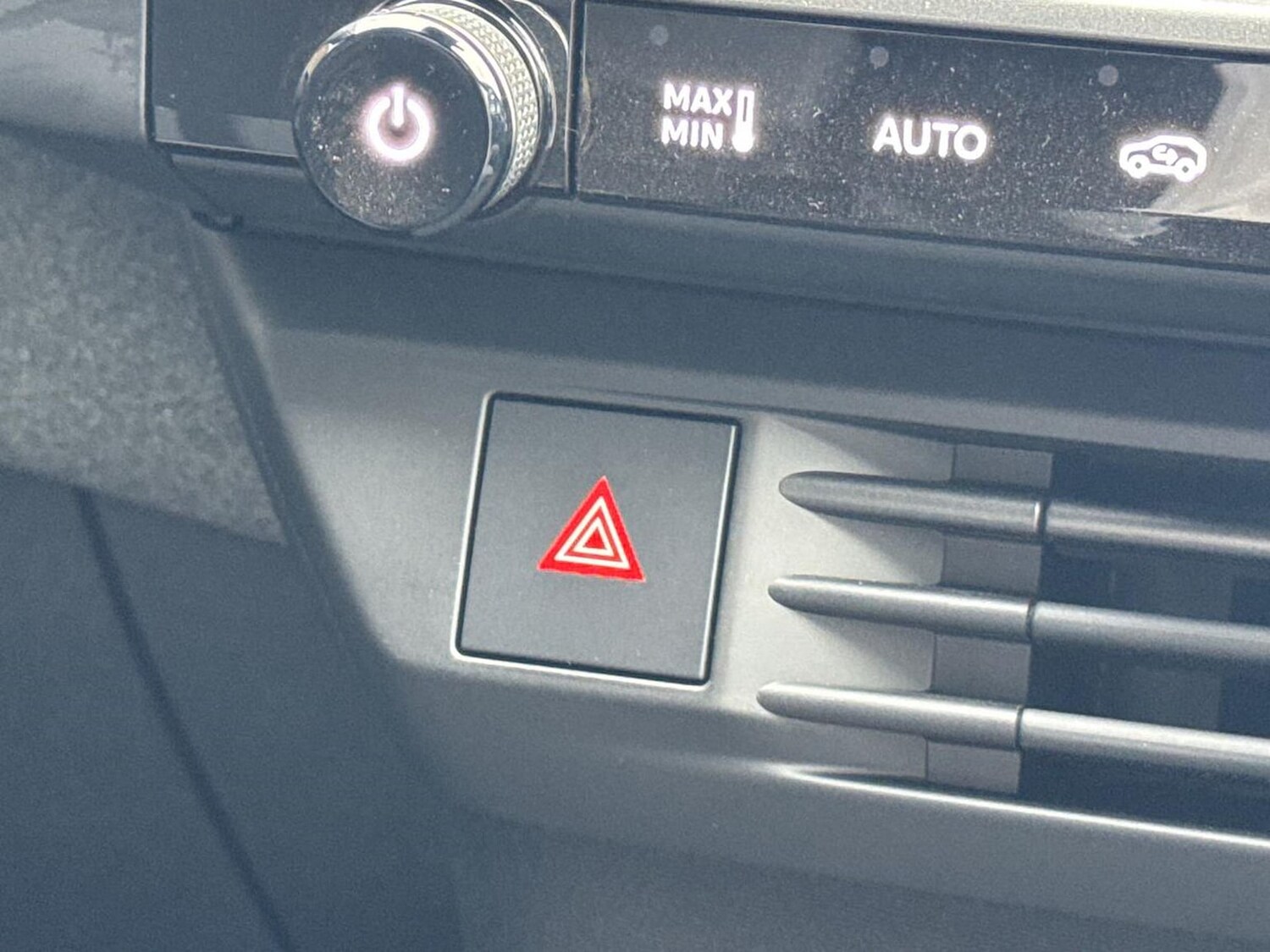 Used Vauxhall Grandland 2025 for sale - 77033504: Photo 24