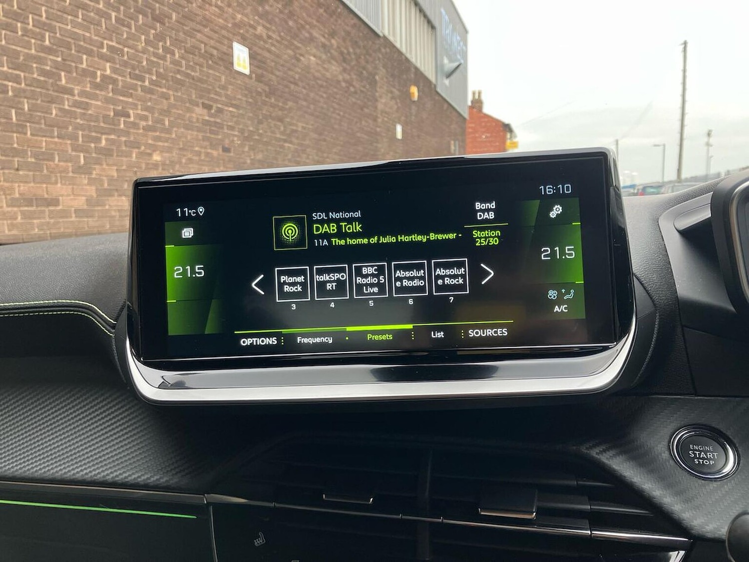 Used Peugeot 2008 2022 for sale - 76281181: Photo 11