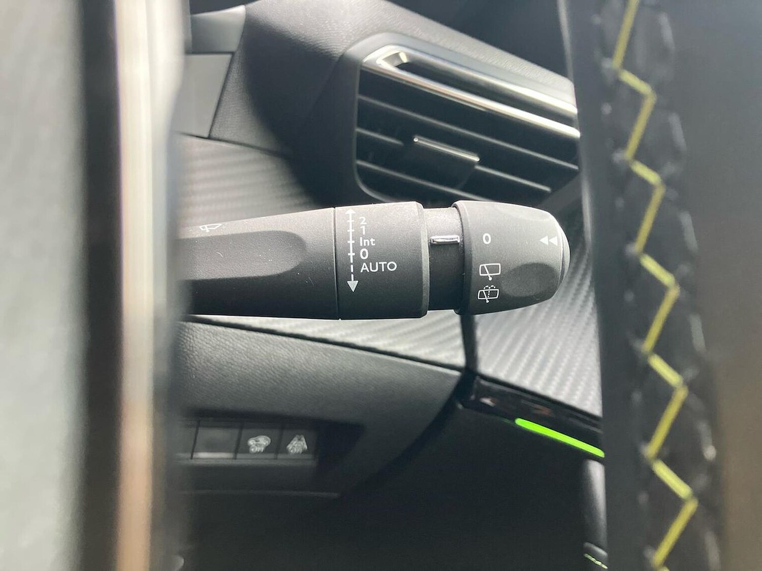 Used Peugeot 2008 2022 for sale - 76281181: Photo 29