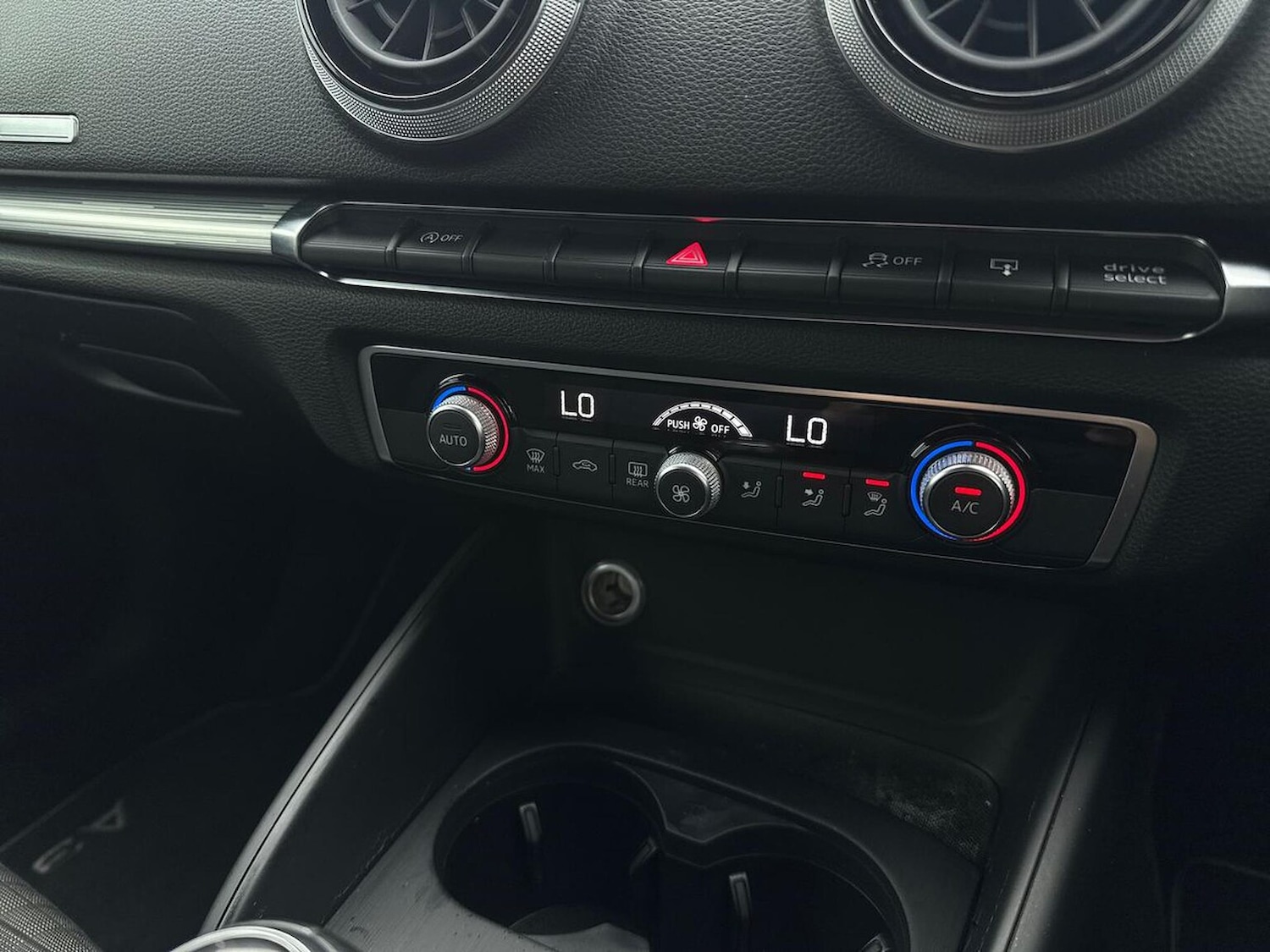 Used Audi A3 2017 for sale - 76316689: Photo 12