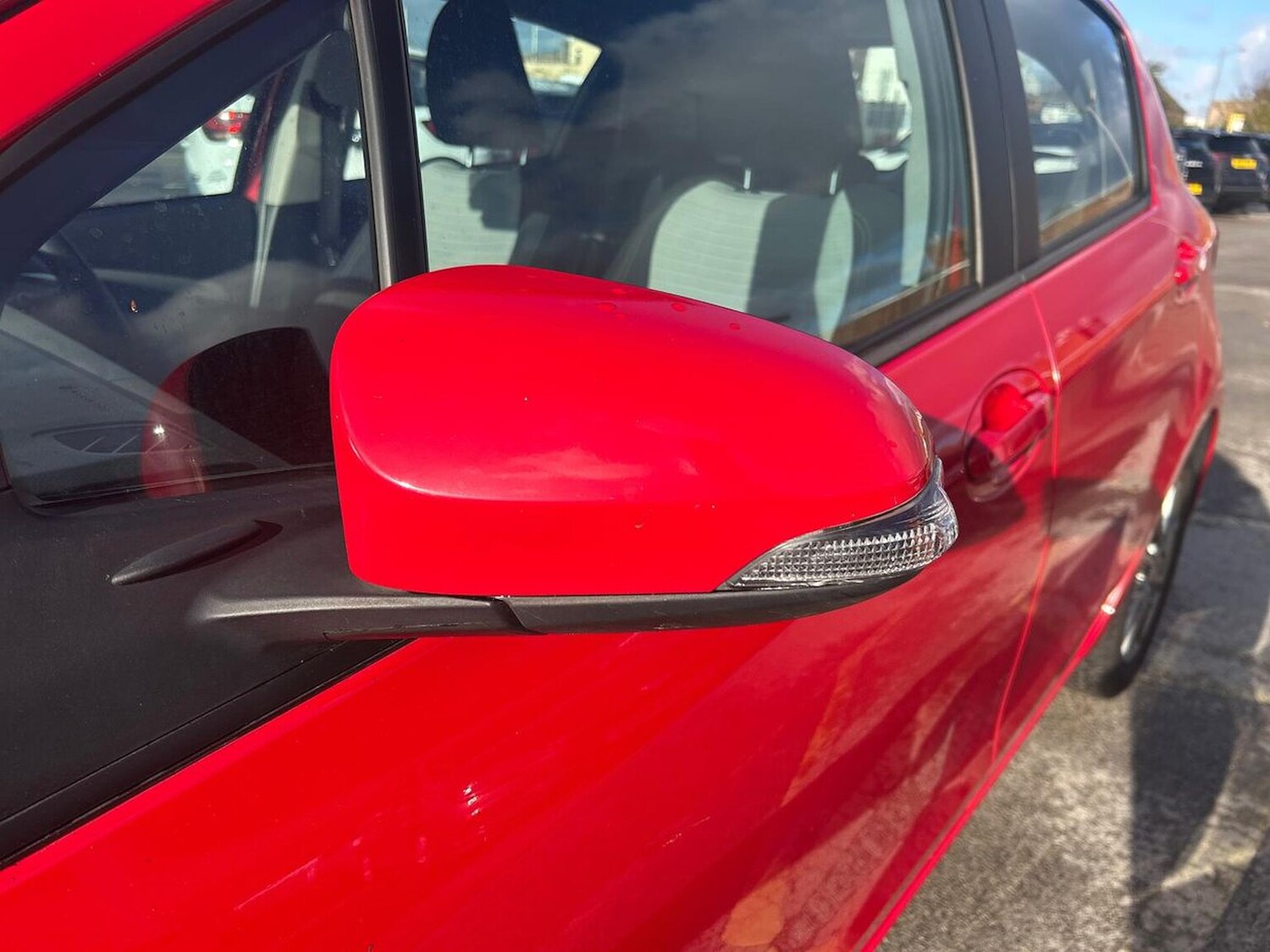 Used Toyota Yaris 2020 for sale - 76565451: Photo 38