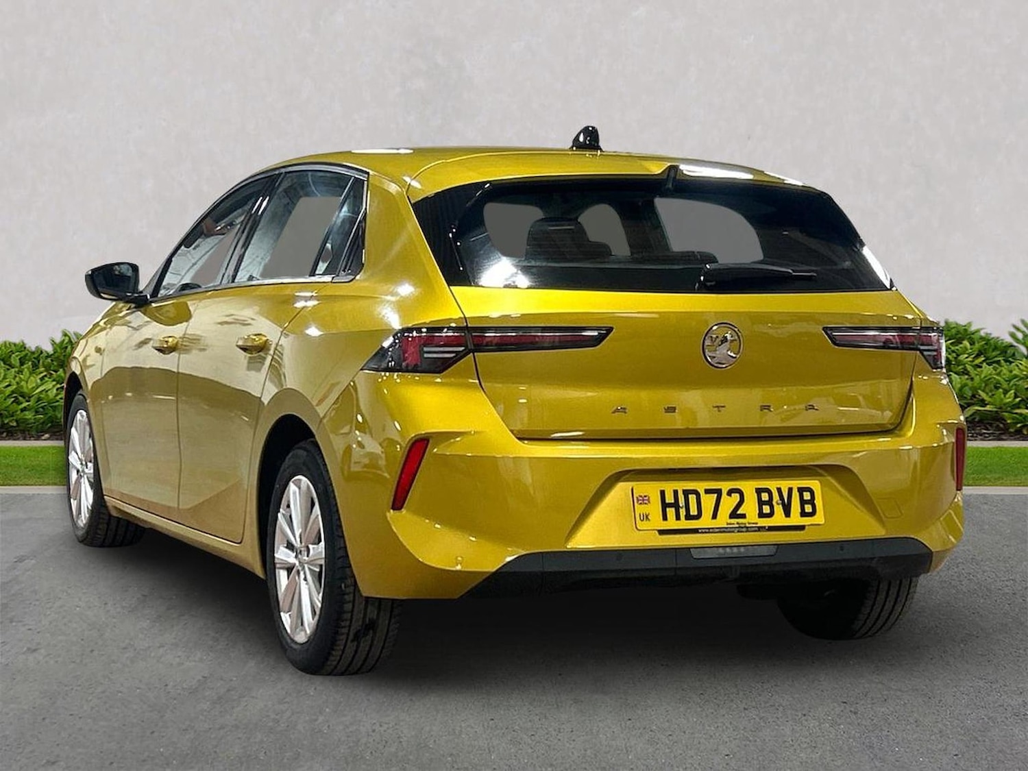 Used Vauxhall Astra 2023 for sale - 78195716: Photo 2