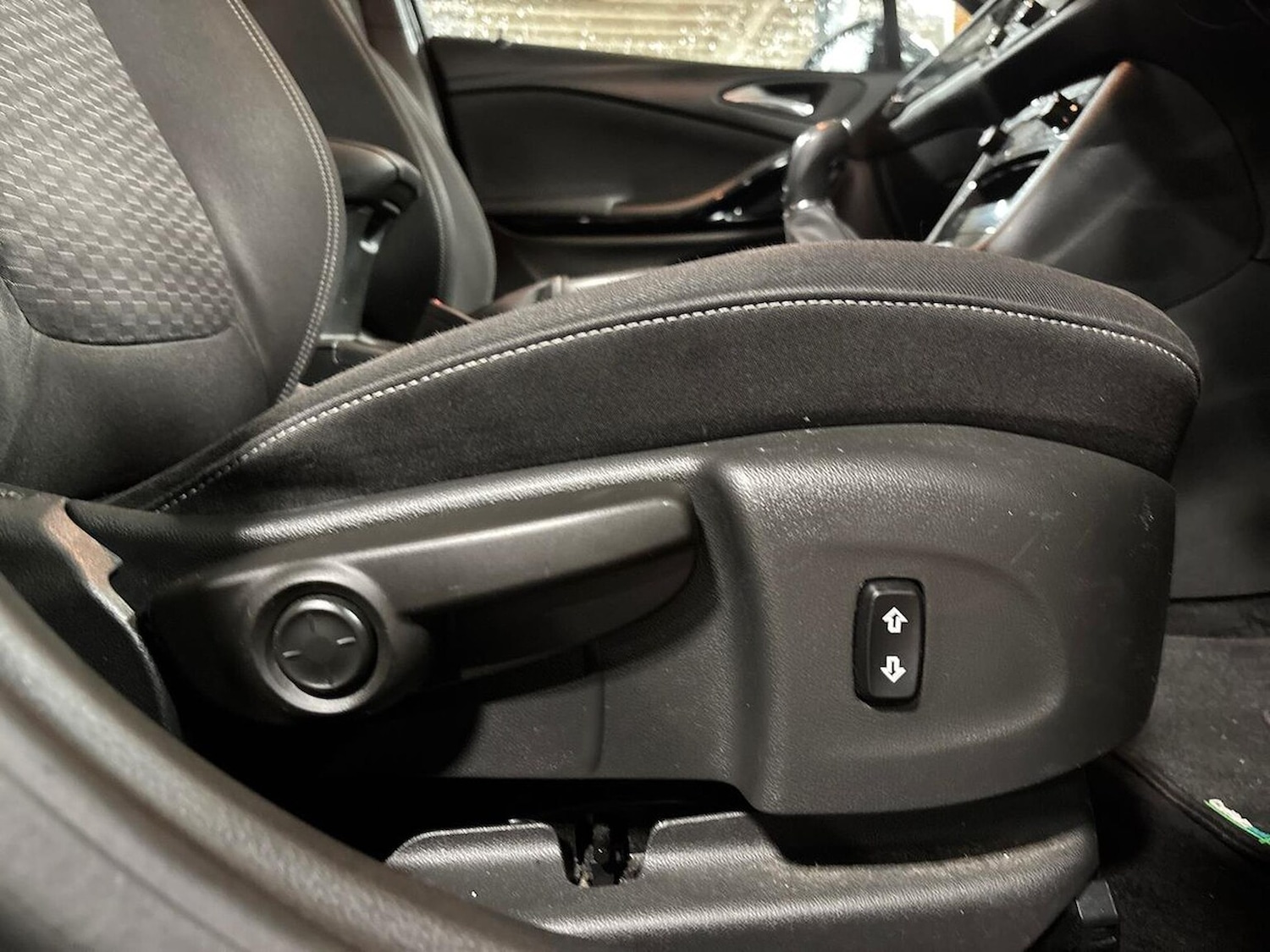 Used Vauxhall Astra 2019 for sale - 76762432: Photo 30