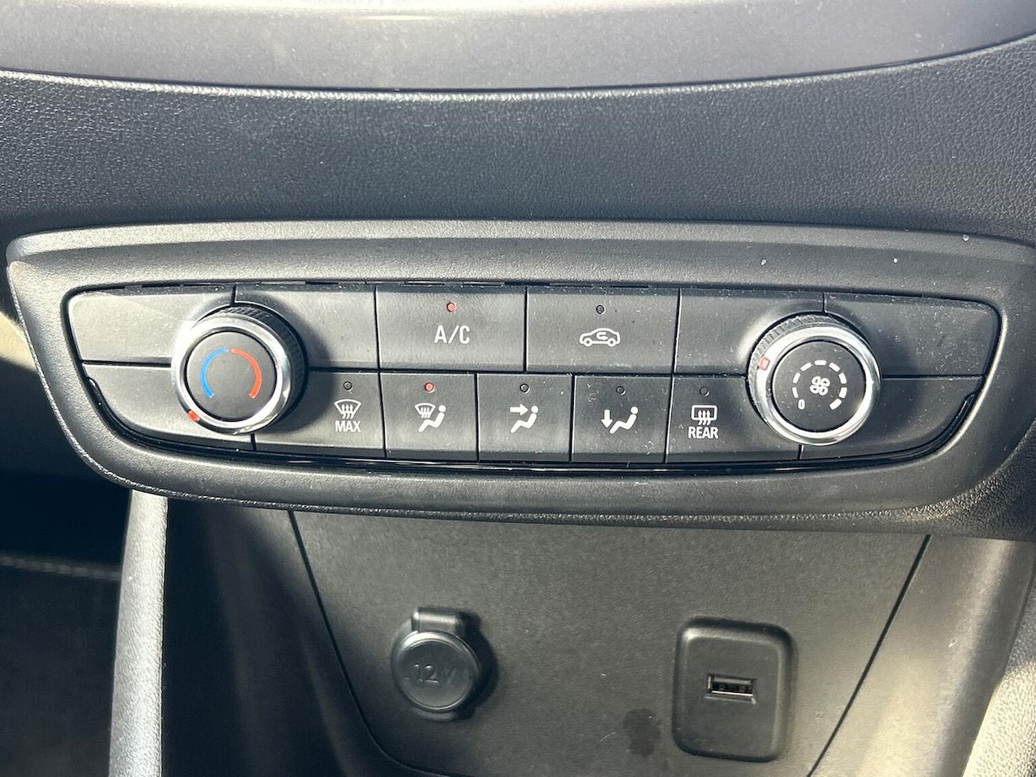 Used Vauxhall Crossland 2021 for sale - 76369188: Photo 11