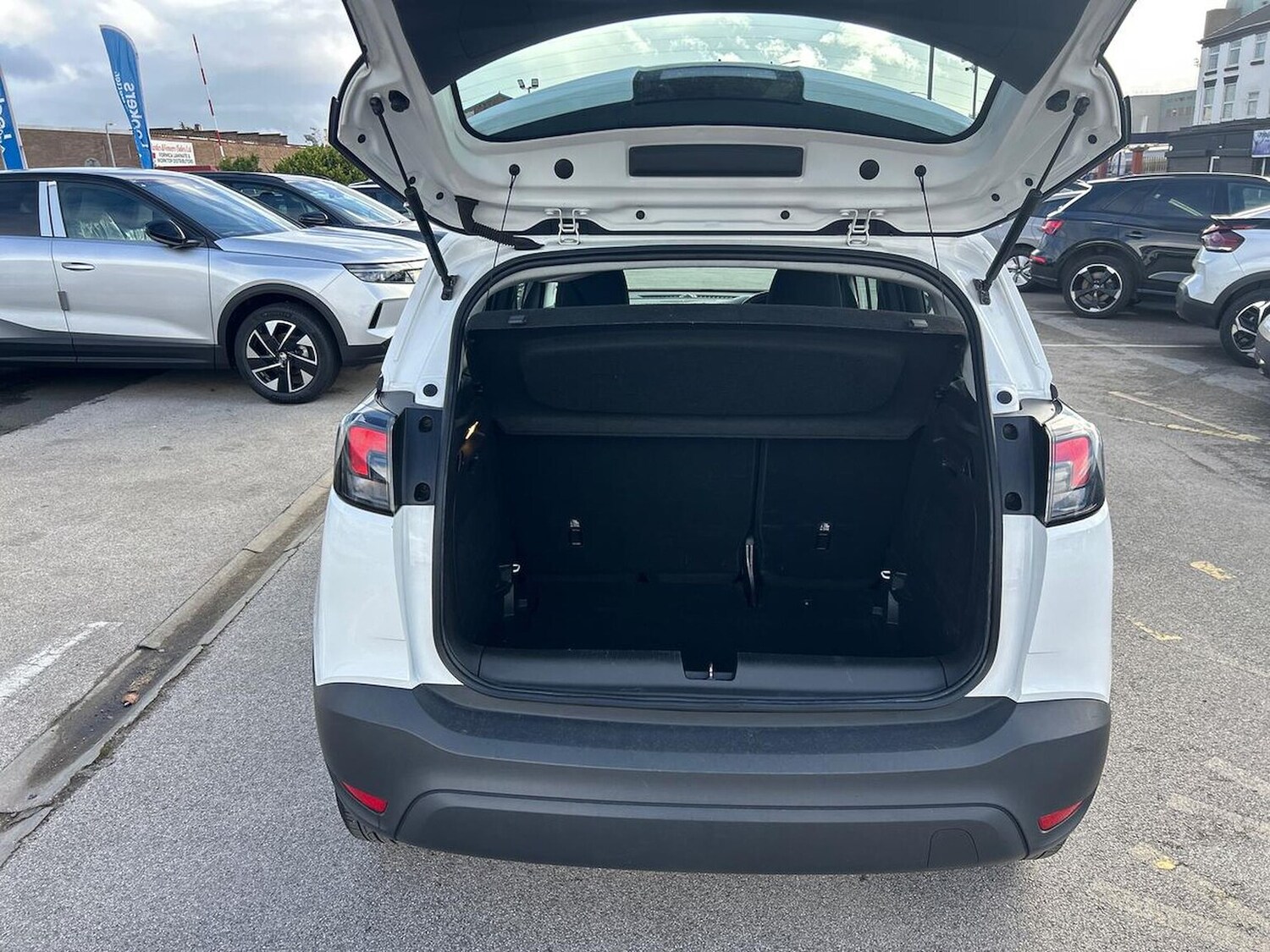 Used Vauxhall Crossland 2021 for sale - 76369188: Photo 16