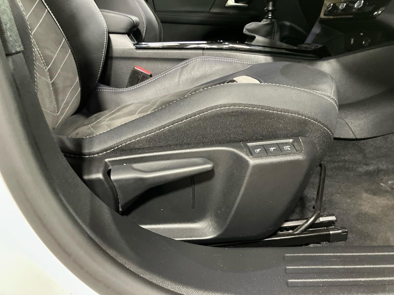 Used Vauxhall Mokka 2023 for sale - 76693427: Photo 30