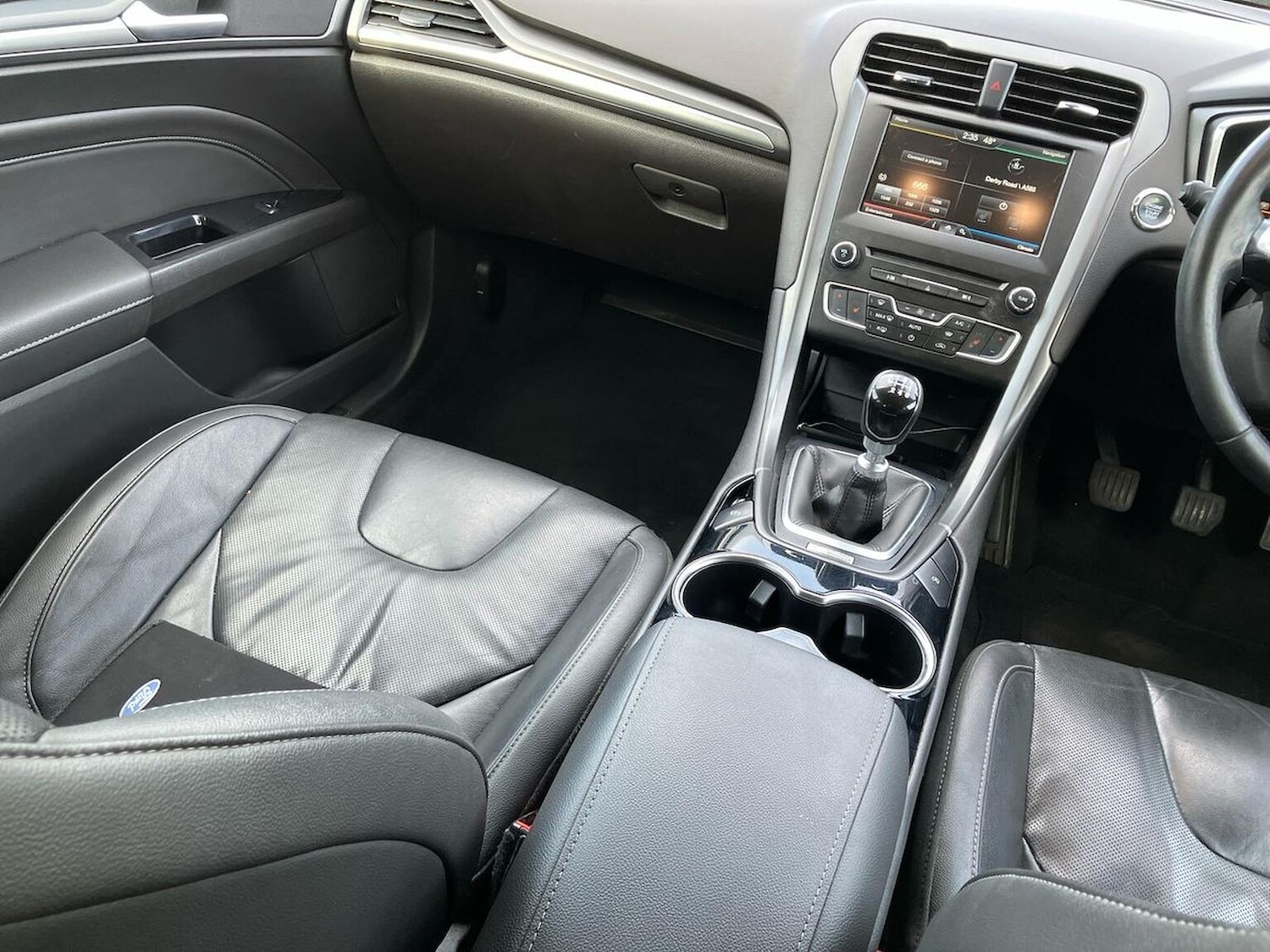 Used Ford Mondeo 2015 for sale - 76832015: Photo 13