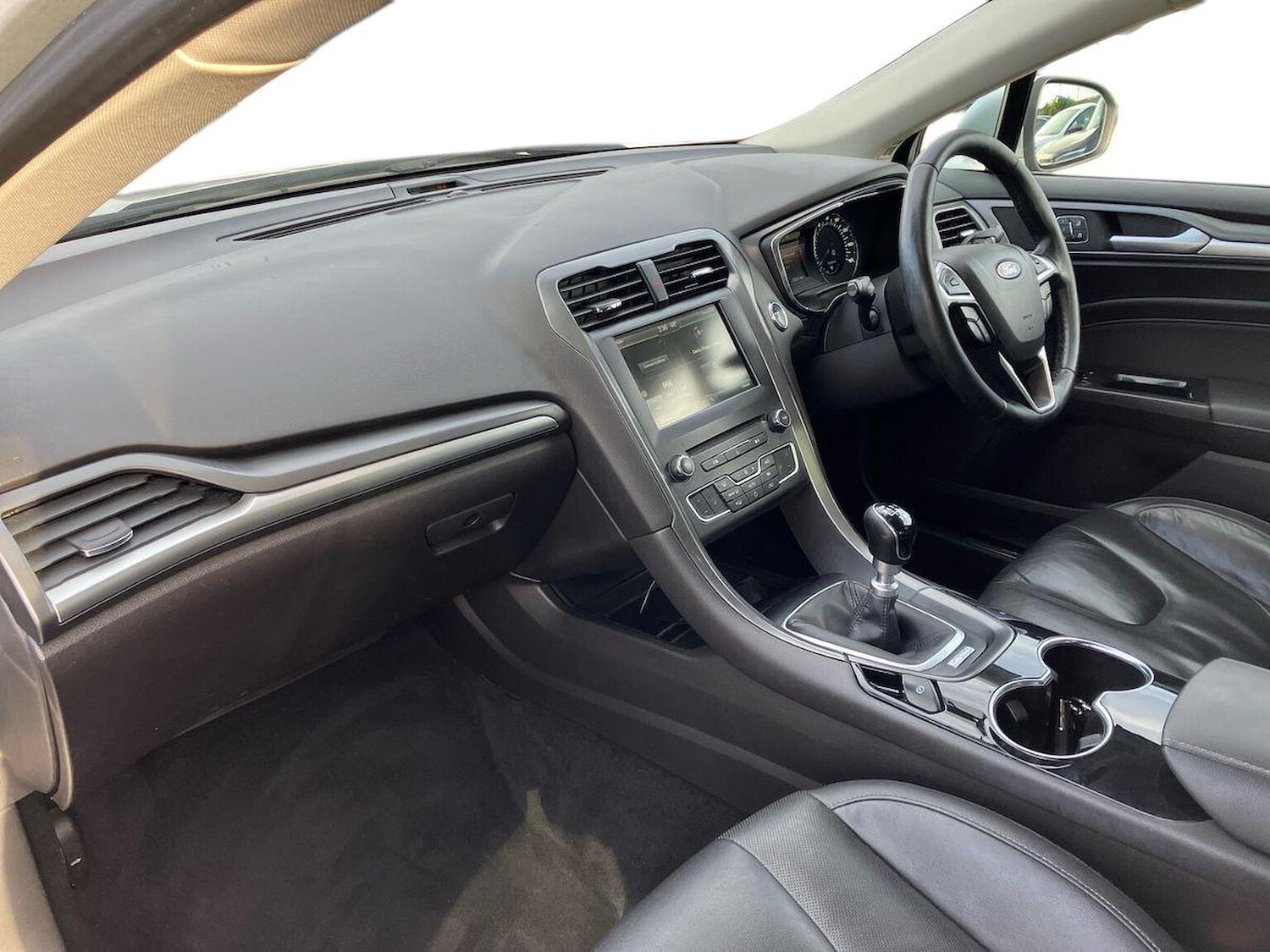 Used Ford Mondeo 2015 for sale - 76832015: Photo 7