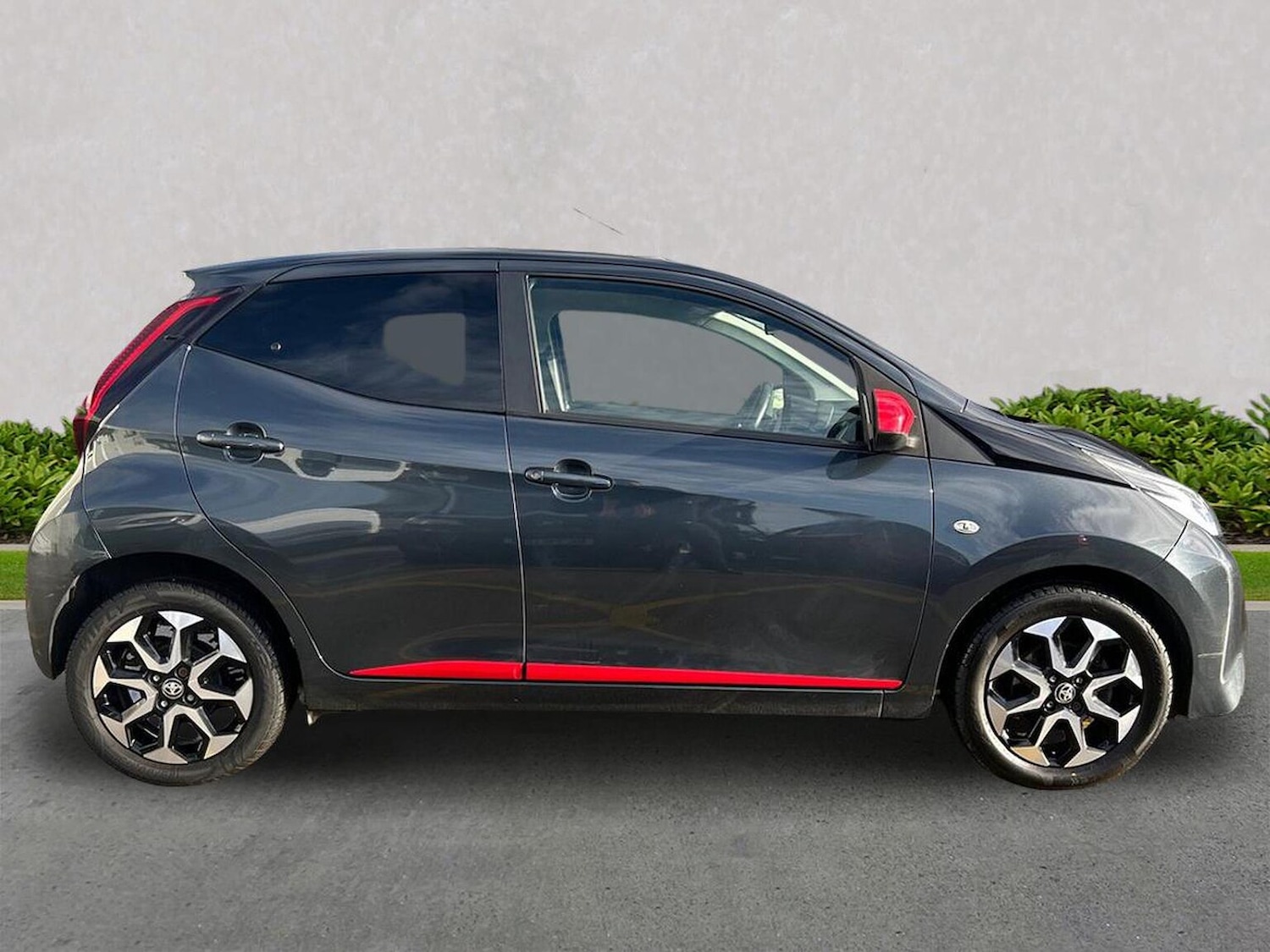 Used Toyota AYGO 2019 for sale - 77639307: Photo 3