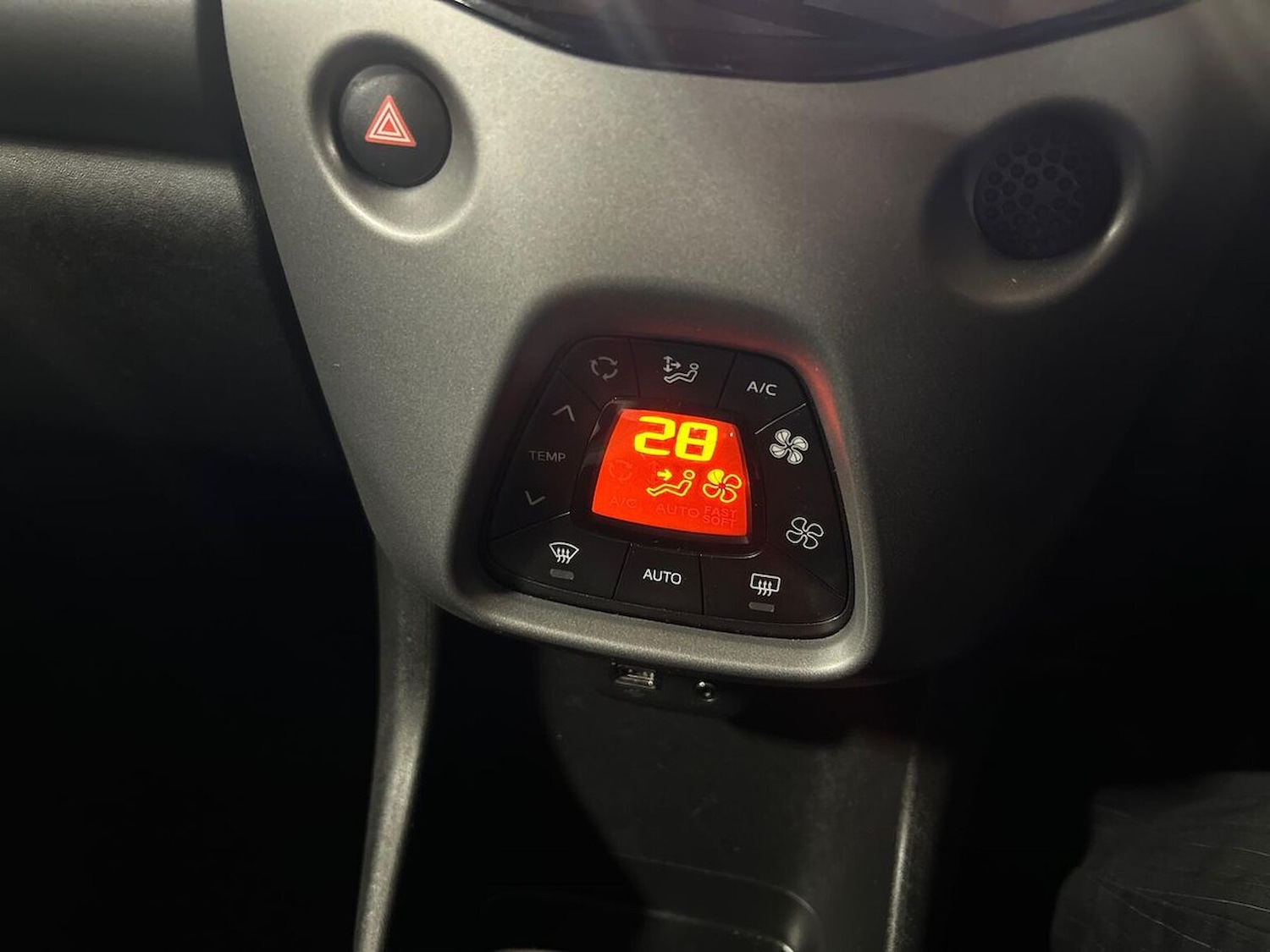 Used Toyota AYGO 2019 for sale - 77639307: Photo 34