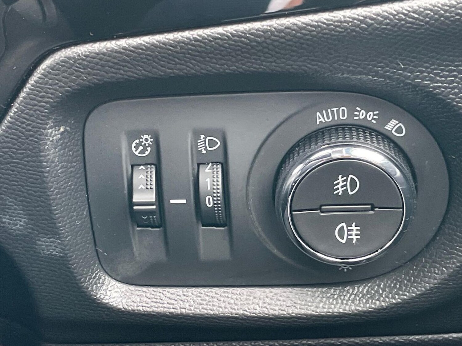 Used Vauxhall Corsa 2023 for sale - 76275143: Photo 41