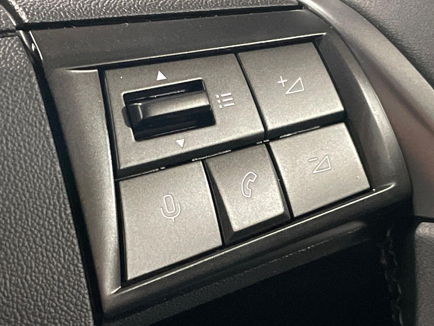 Used Vauxhall Mokka 2025 for sale - 76986973: Photo 25