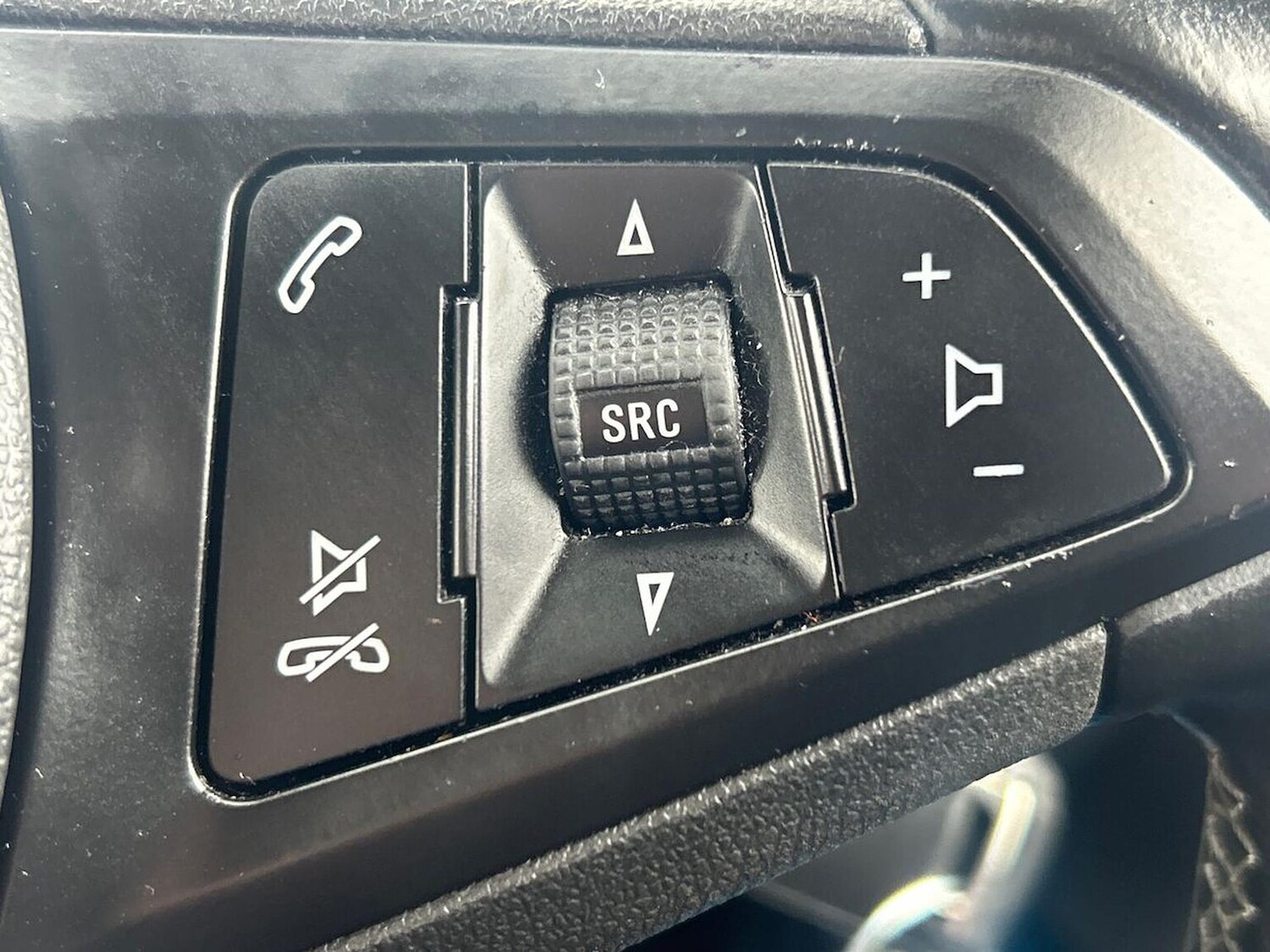 Used Vauxhall Viva 2016 for sale - 76477258: Photo 25