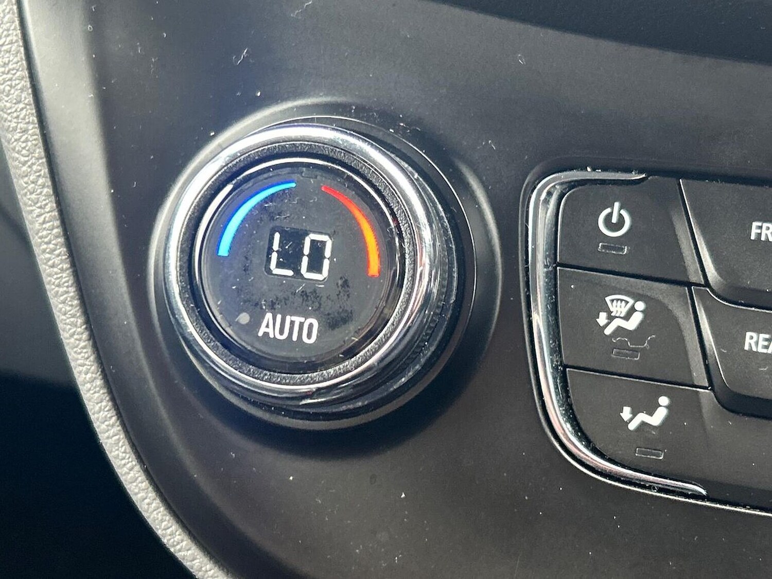 Used Vauxhall Viva 2016 for sale - 76477258: Photo 36