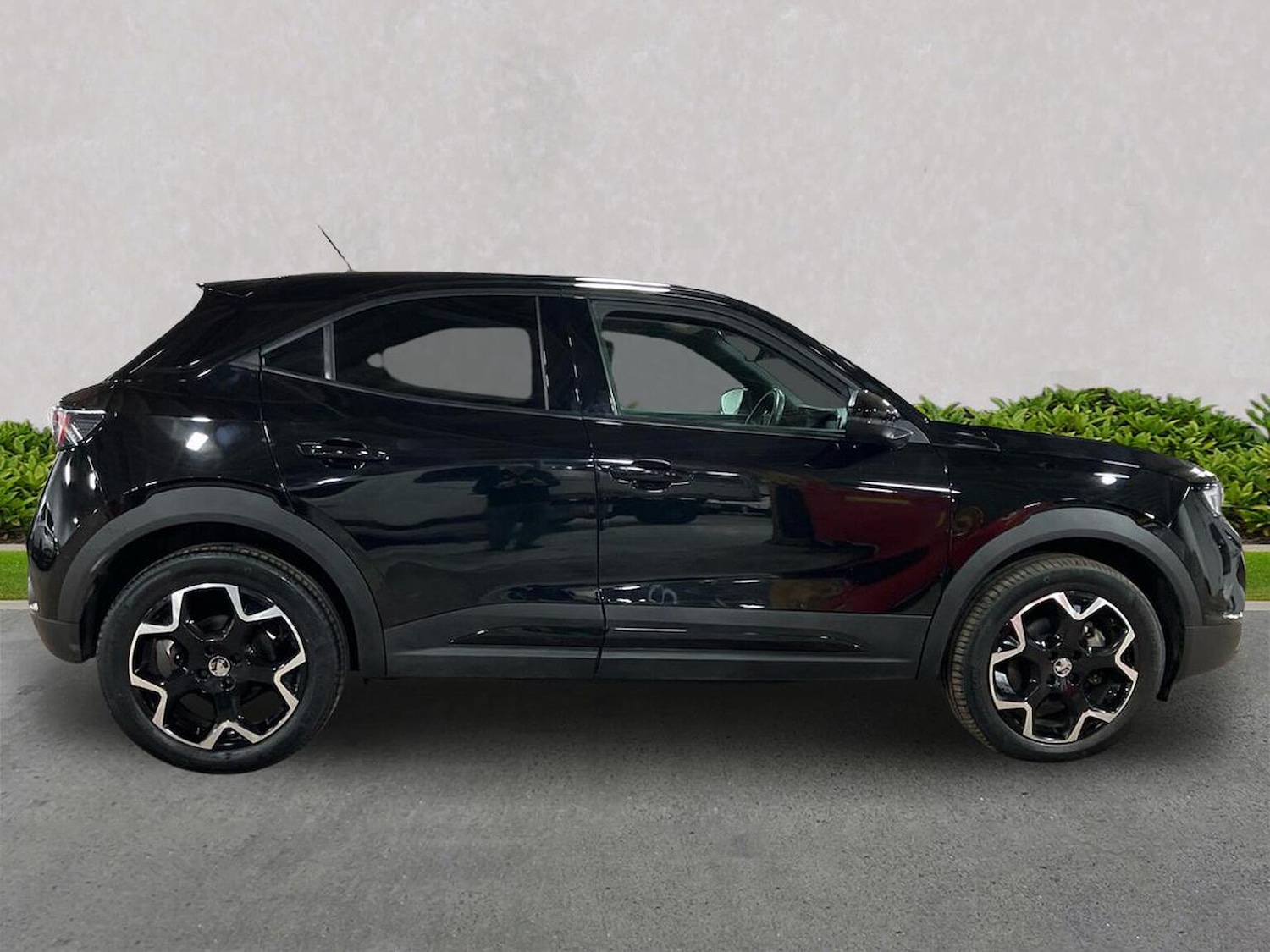 Used Vauxhall Mokka 2023 for sale - 76837180: Photo 3