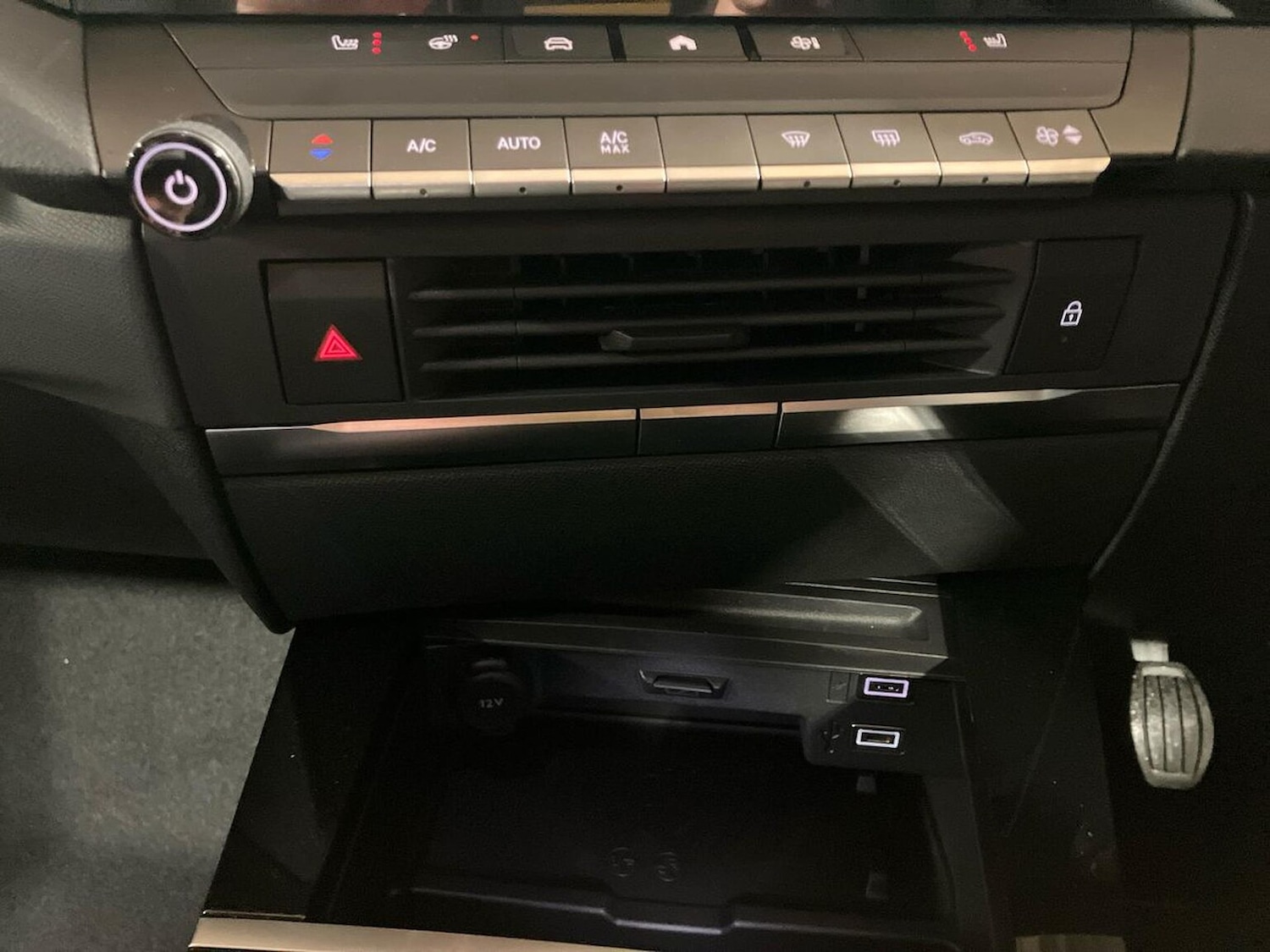 Used Vauxhall Astra 2025 for sale - 76777280: Photo 12