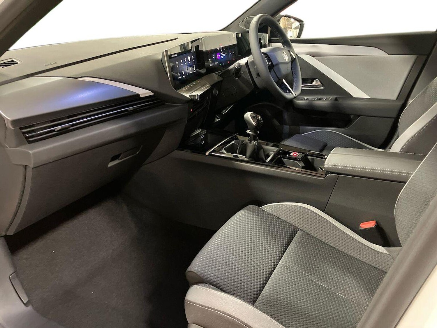 Used Vauxhall Astra 2025 for sale - 76777280: Photo 7