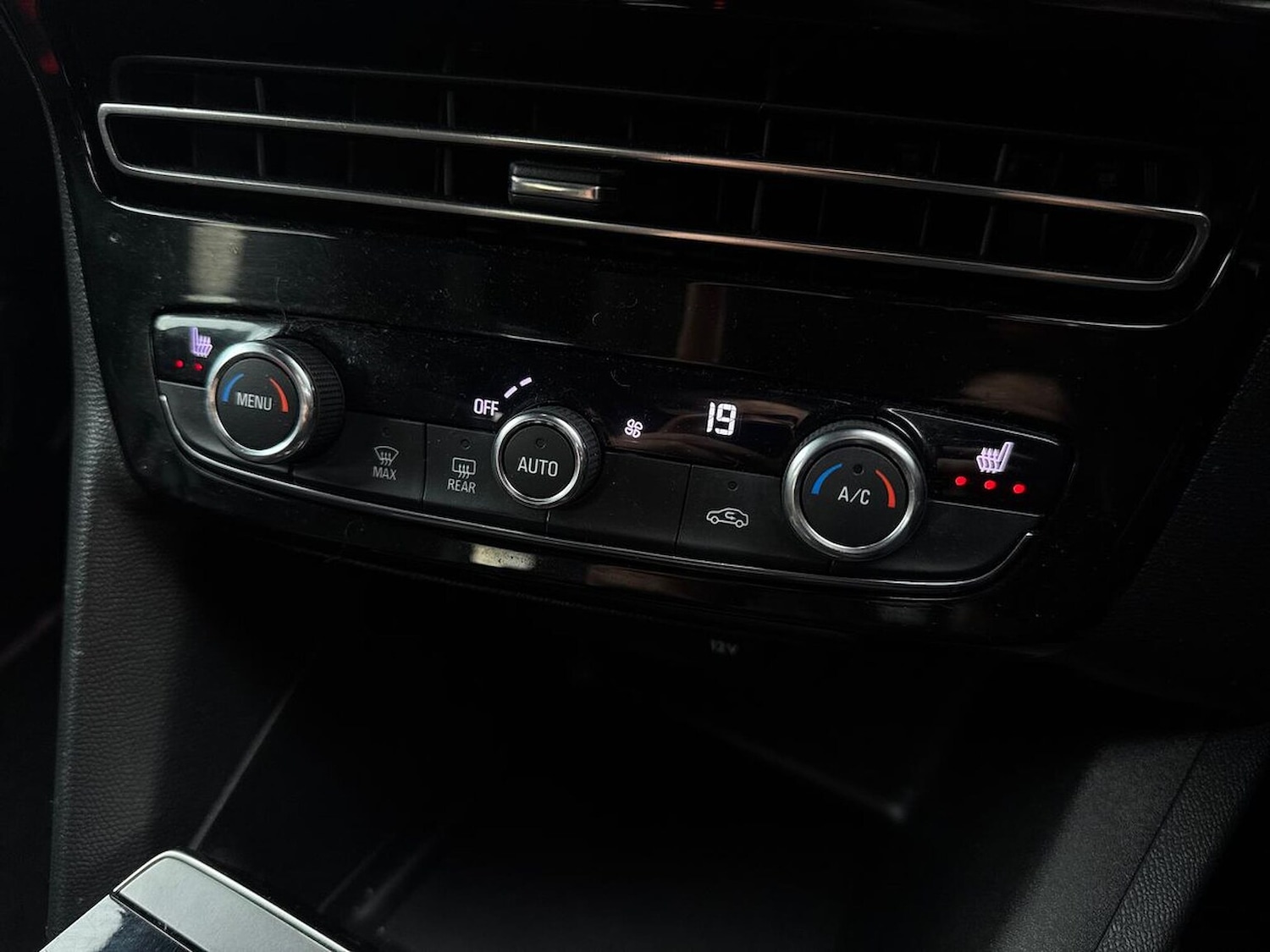 Used Vauxhall Mokka 2022 for sale - 76536612: Photo 12