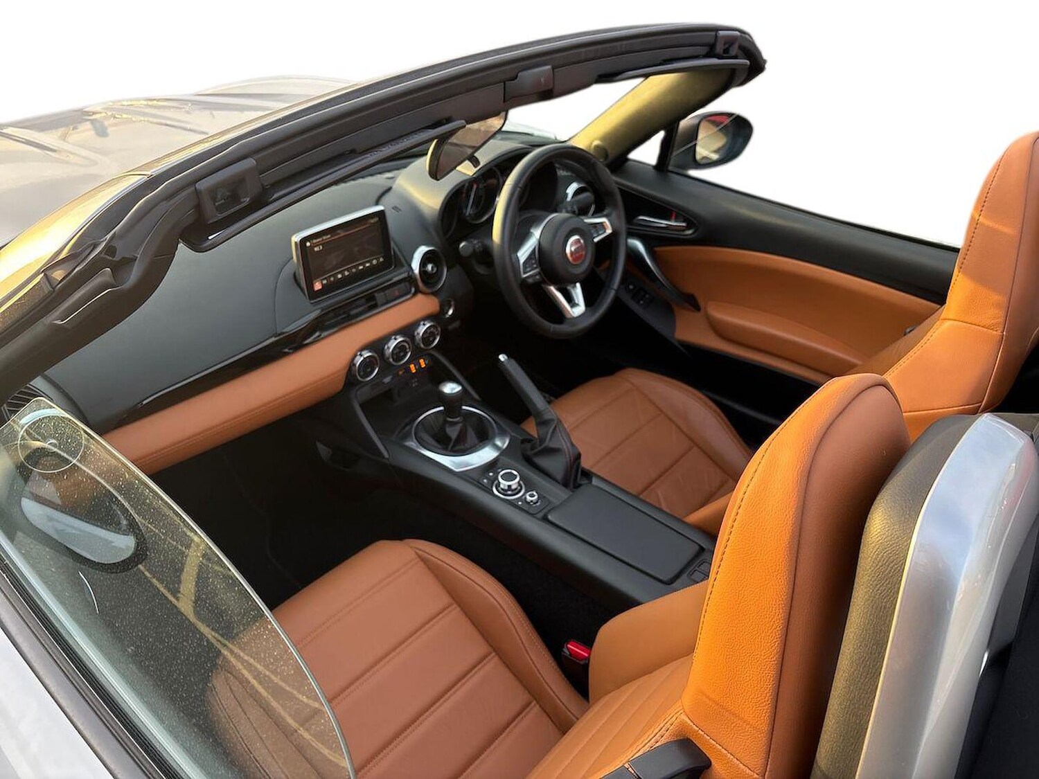 Used Fiat 124 Spider 2017 for sale - 76490635: Photo 9