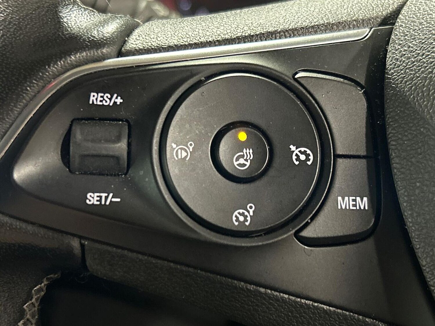 Used Vauxhall Crossland 2022 for sale - 78195737: Photo 28