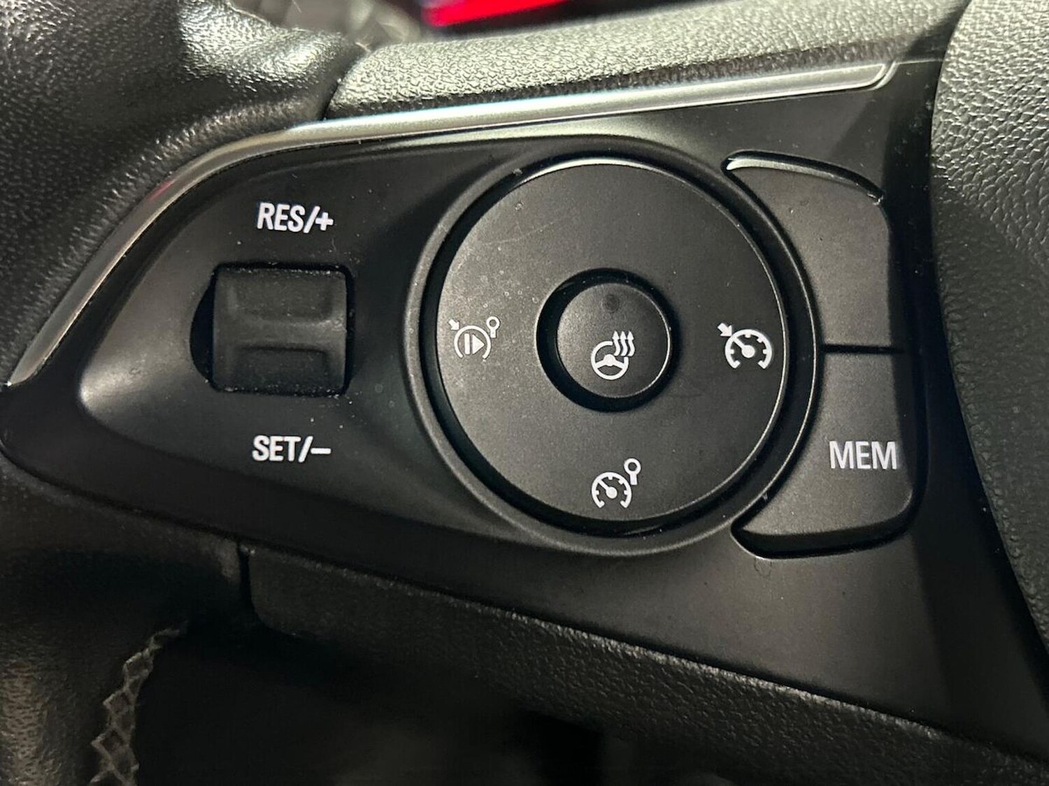 Used Vauxhall Crossland 2022 for sale - 78195737: Photo 29