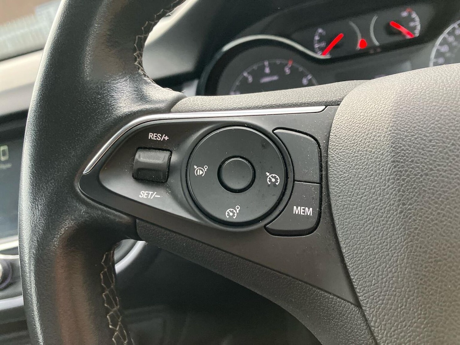 Used Vauxhall Crossland 2022 for sale - 76830658: Photo 25