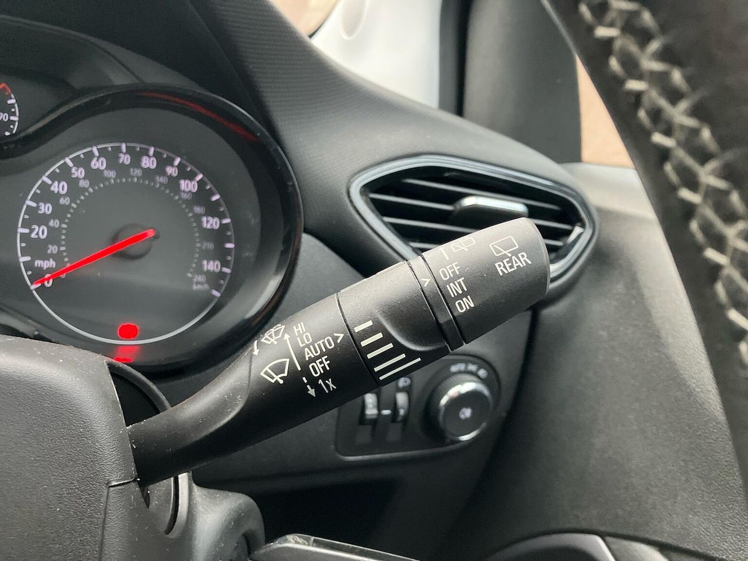 Used Vauxhall Crossland 2022 for sale - 76830658: Photo 28