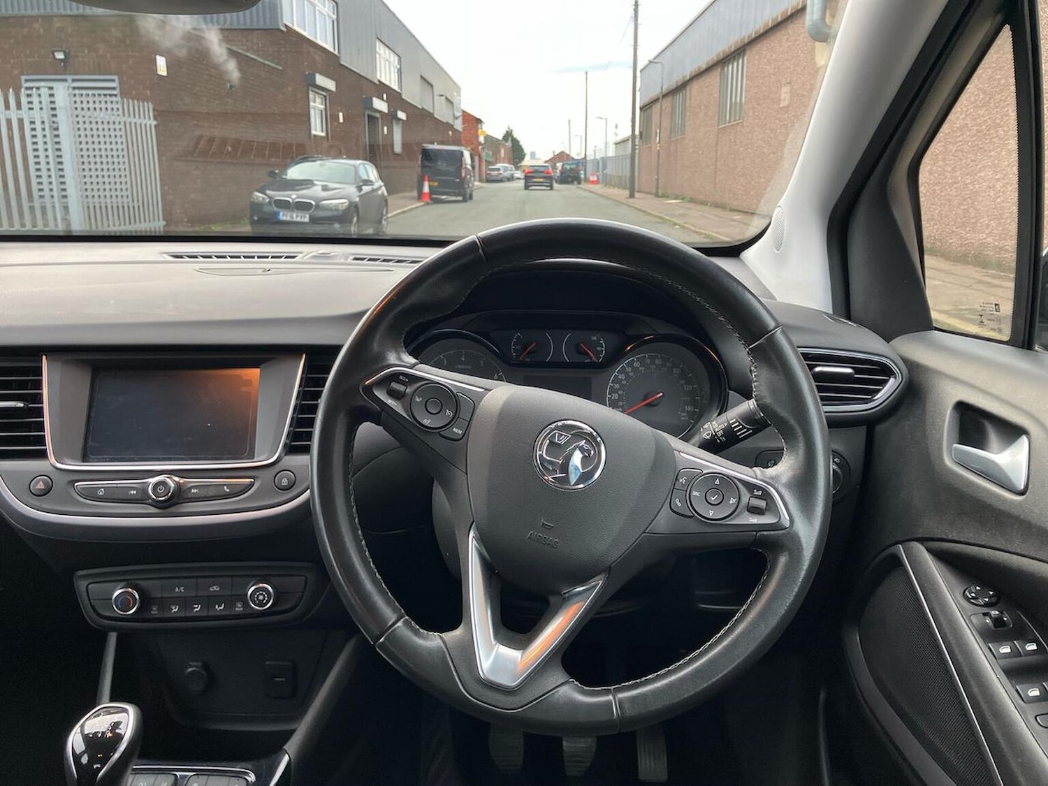 Used Vauxhall Crossland 2022 for sale - 76830658: Photo 8