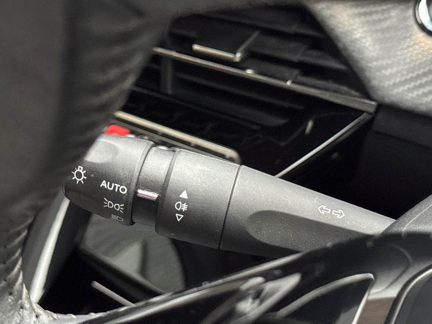 Used Peugeot 208 2021 for sale - 76273453: Photo 27