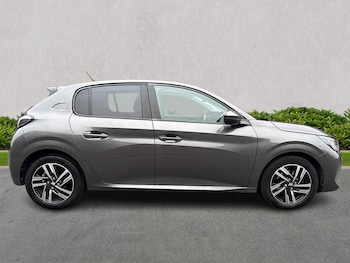Used Peugeot 208 2021 for sale - 76273453: Photo