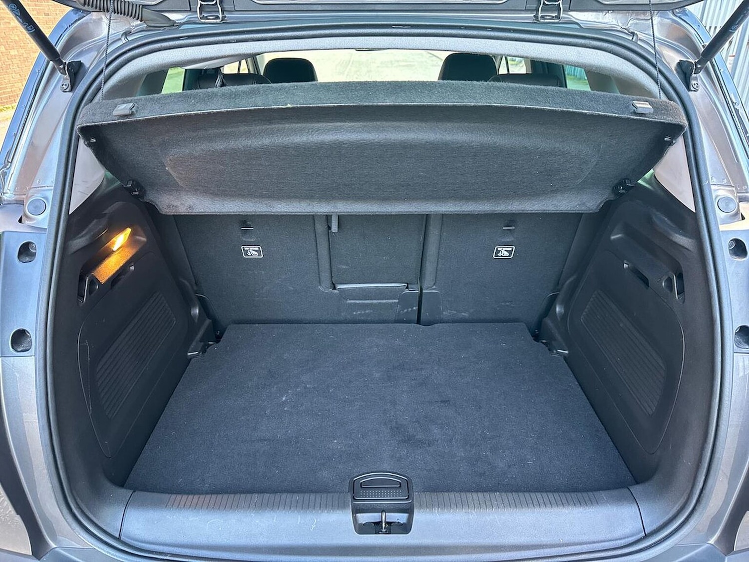 Used Vauxhall Crossland 2022 for sale - 76864023: Photo 17