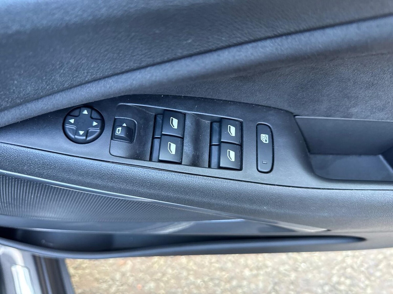 Used Vauxhall Crossland 2022 for sale - 76864023: Photo 21